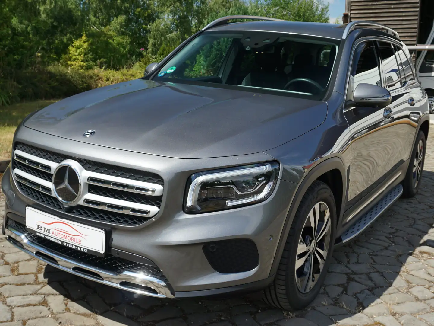 Mercedes-Benz GLB 250 GLB 250 4Matic AHK , Distro.Multibeam, 360° Szary - 1