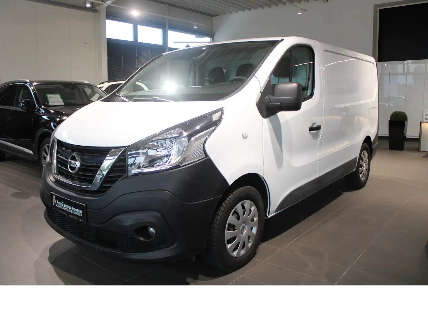 Nissan NV300 2,0 dCi ´Comfort´ L1 Kasten NAVI*TEMP*CAM* Blanc - 1