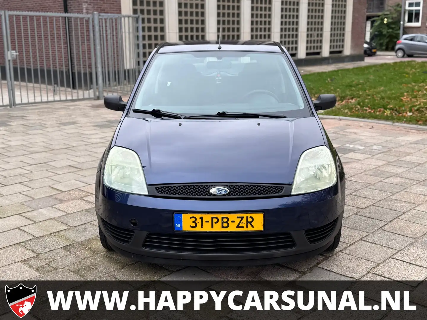 Ford Fiesta 1.3-8V Style, NAP, APK, STUURBEKR Blauw - 2