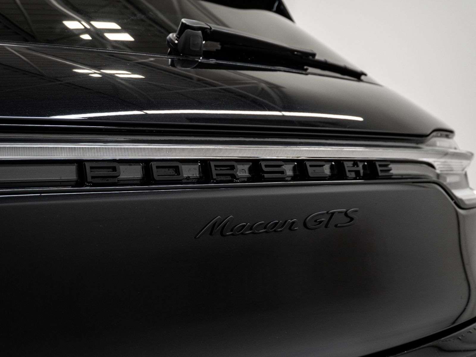 2024 Porsche Macan | Recent Arrival, High Demand Unit, Porsche Servic thumb 10