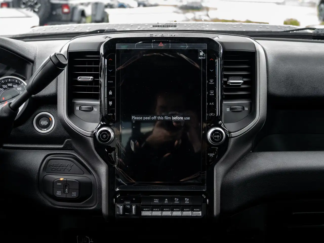 RAM 2500 снимка RAM 2500