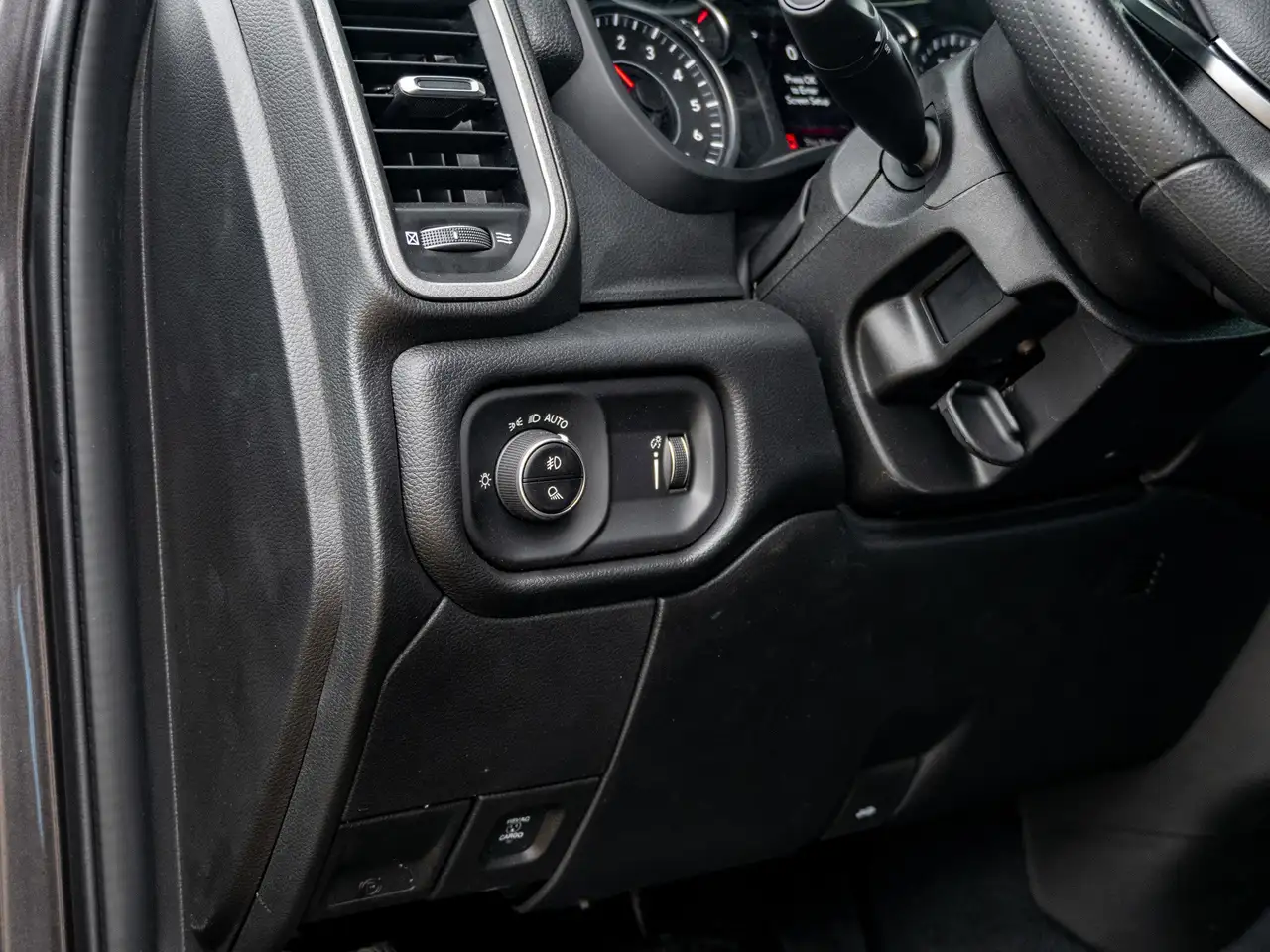 RAM 2500 снимка RAM 2500
