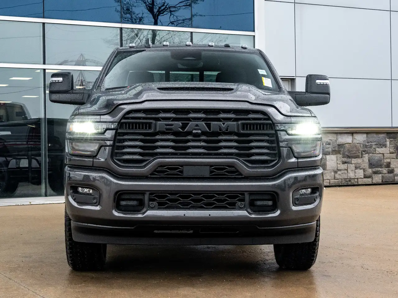 RAM 2500 снимка RAM 2500