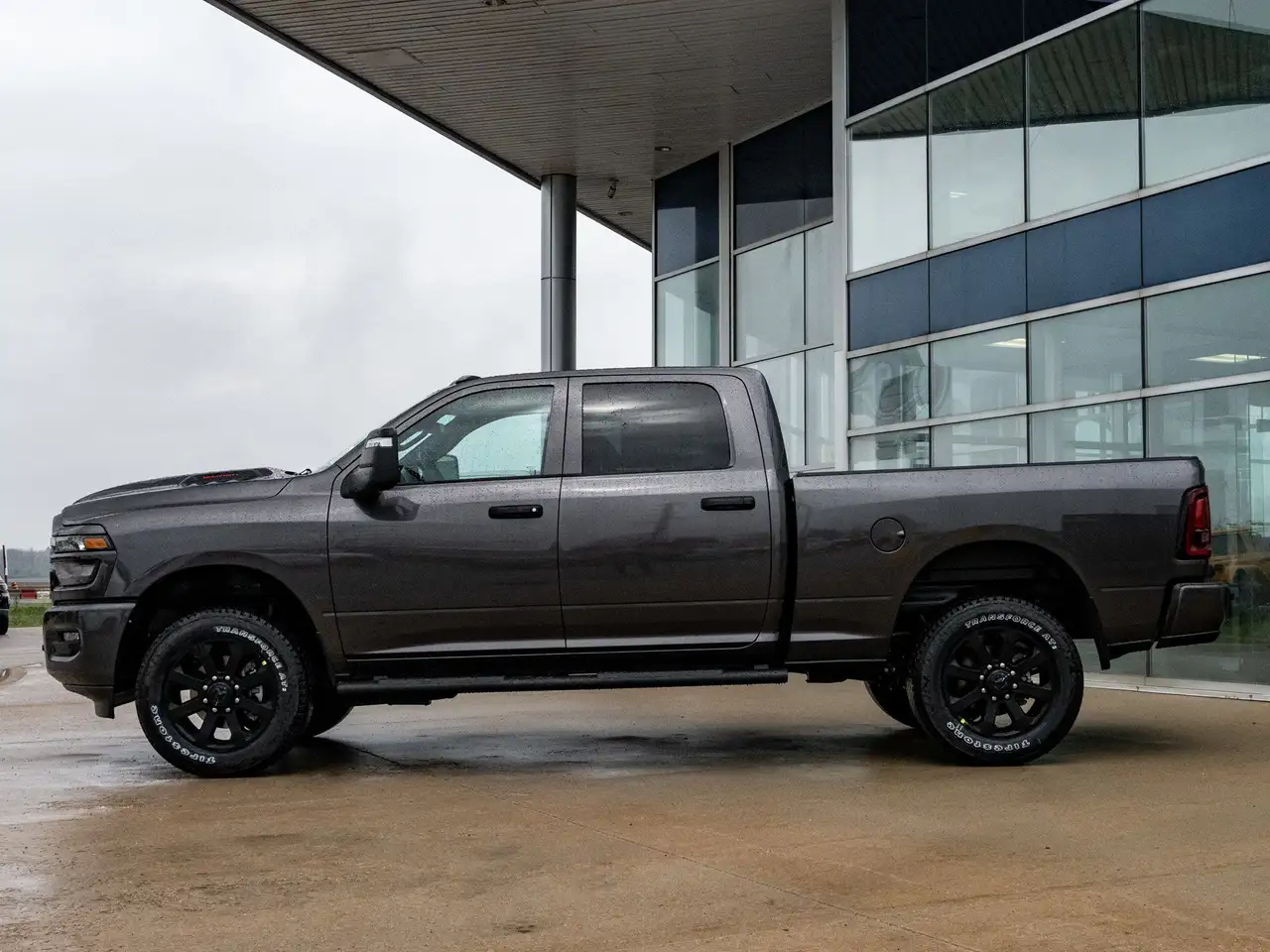 RAM 2500 снимка RAM 2500
