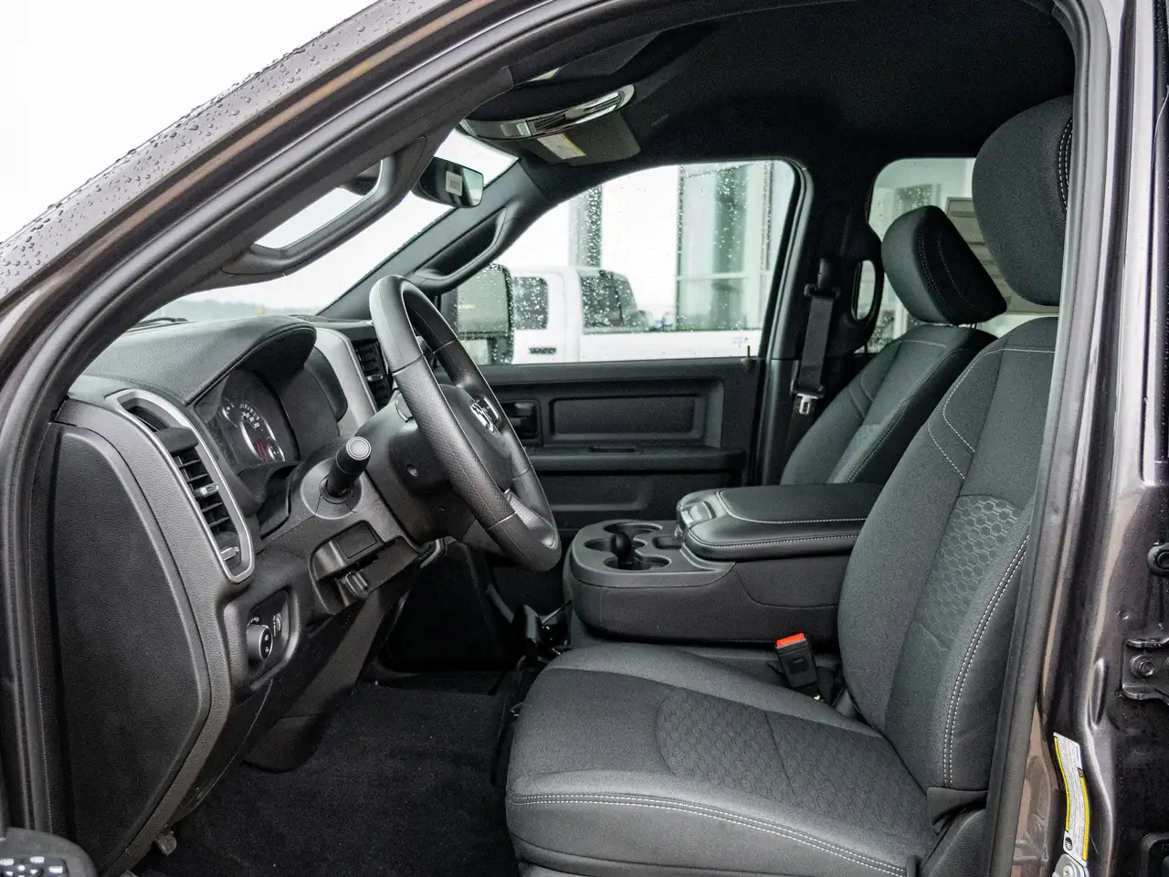 RAM 2500 снимка RAM 2500