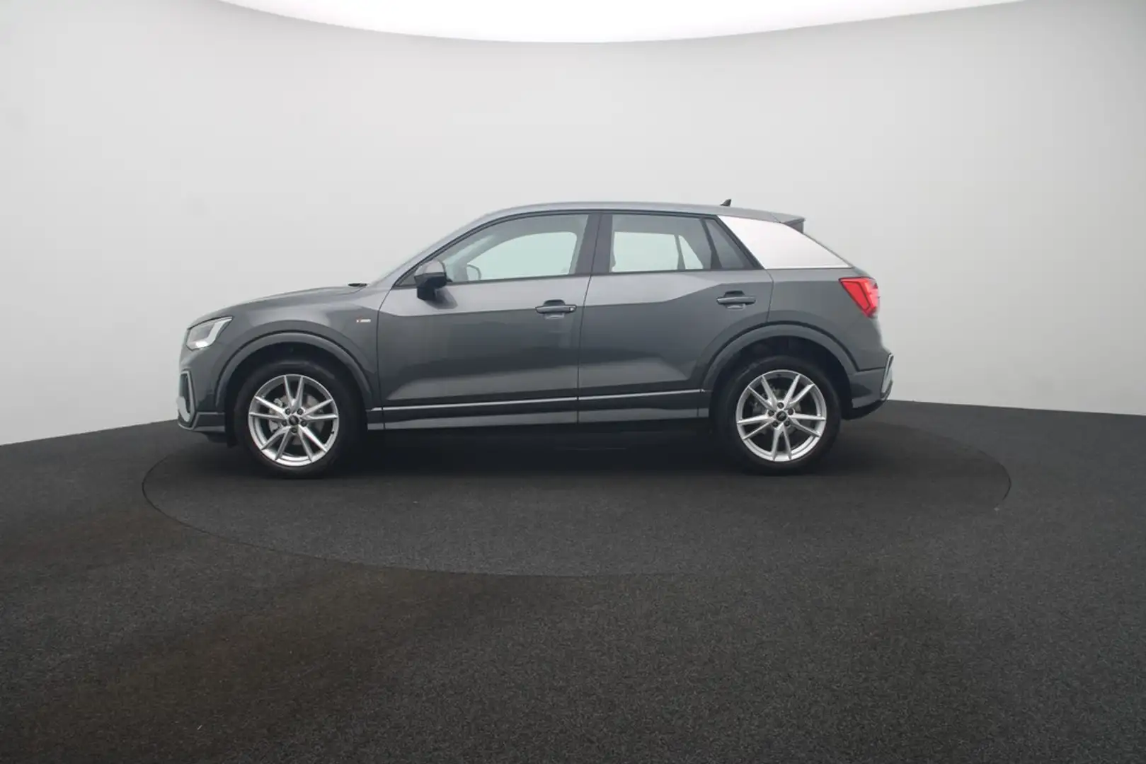 Audi Q2 35 TFSI S line Virt.Cockpit LED Navi Grey - 2