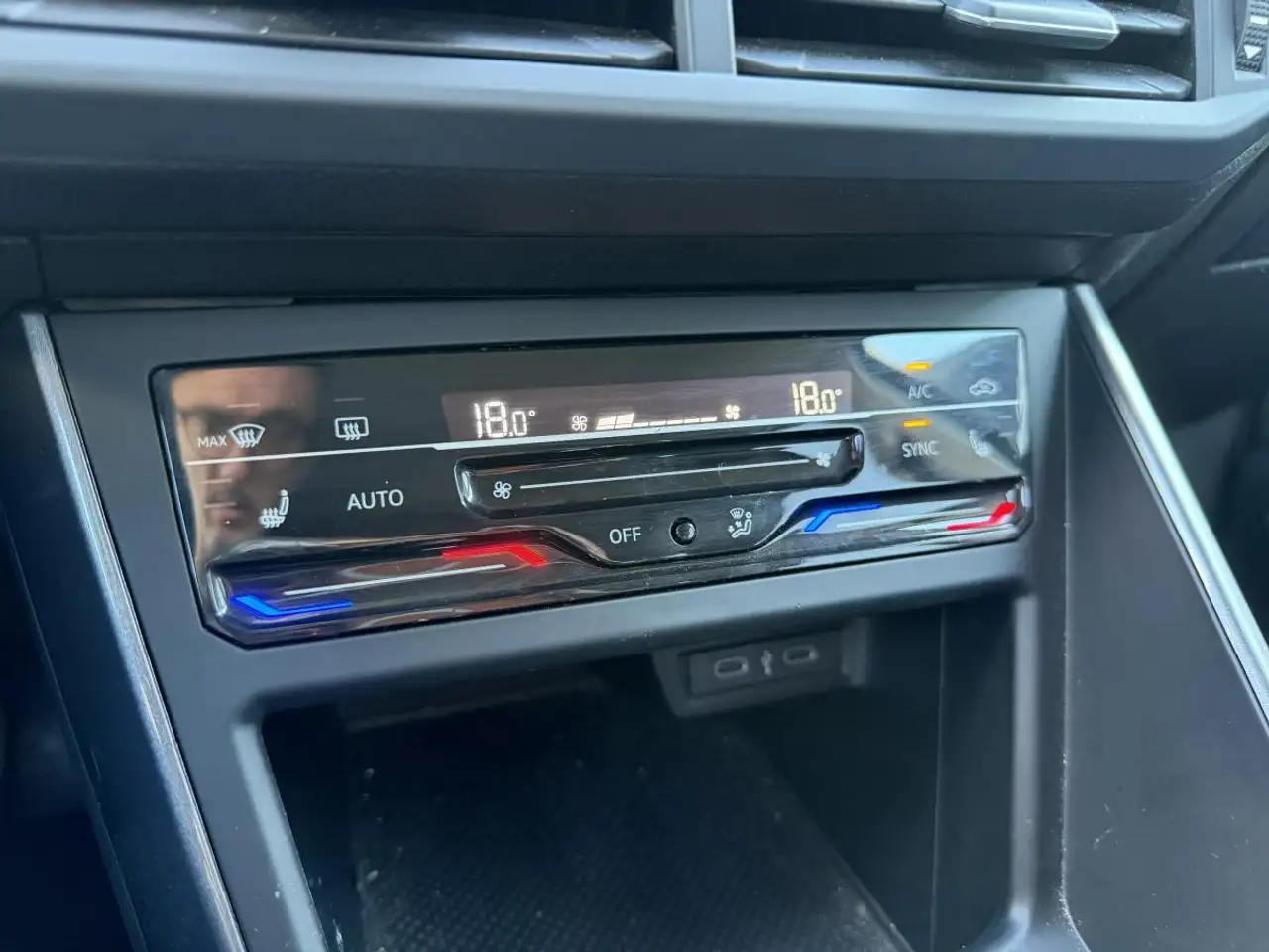 Volkswagen Polo Citadine 5 portes — photo 13