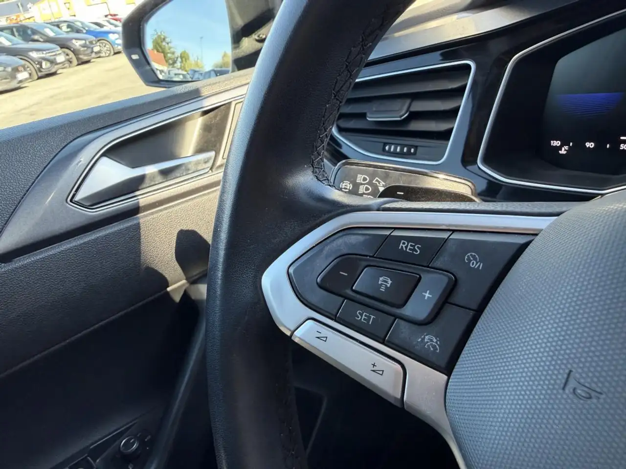 Volkswagen Polo Citadine 5 portes — photo 17