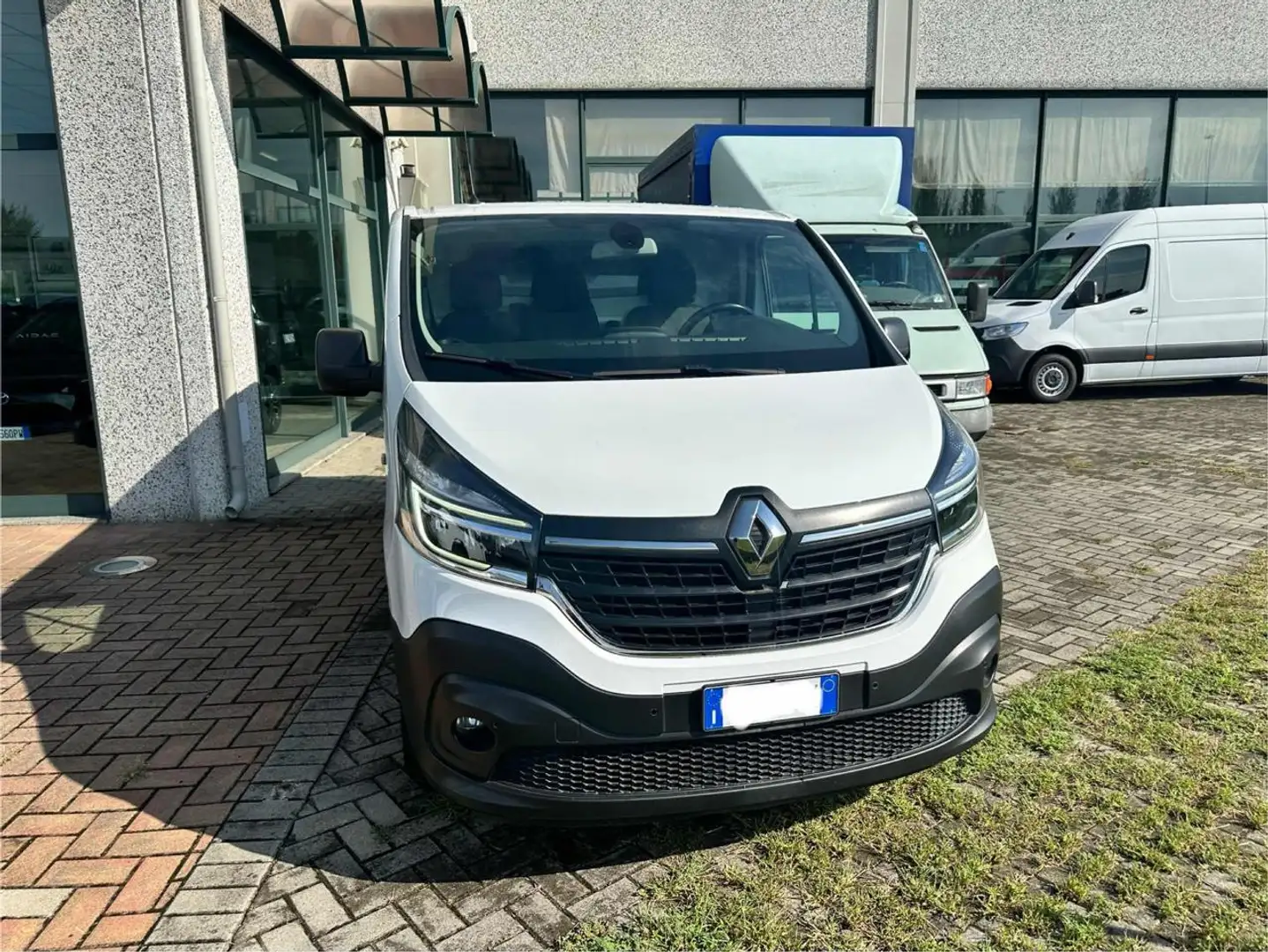 Renault Trafic T27 2.0 dCi 120CV PC-TN Furgone Ice Bianco - 2