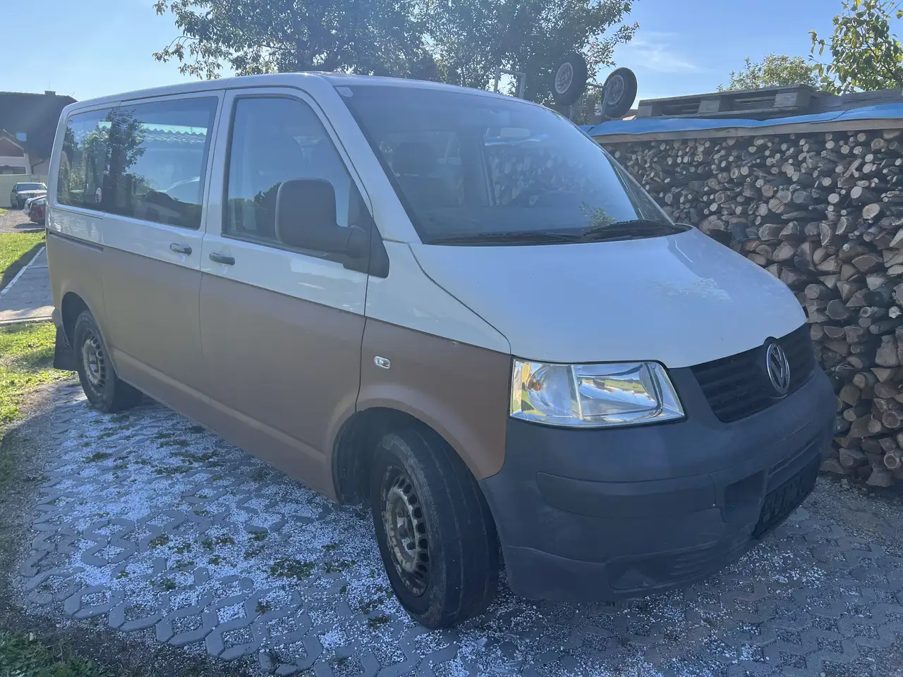 Volkswagen T5