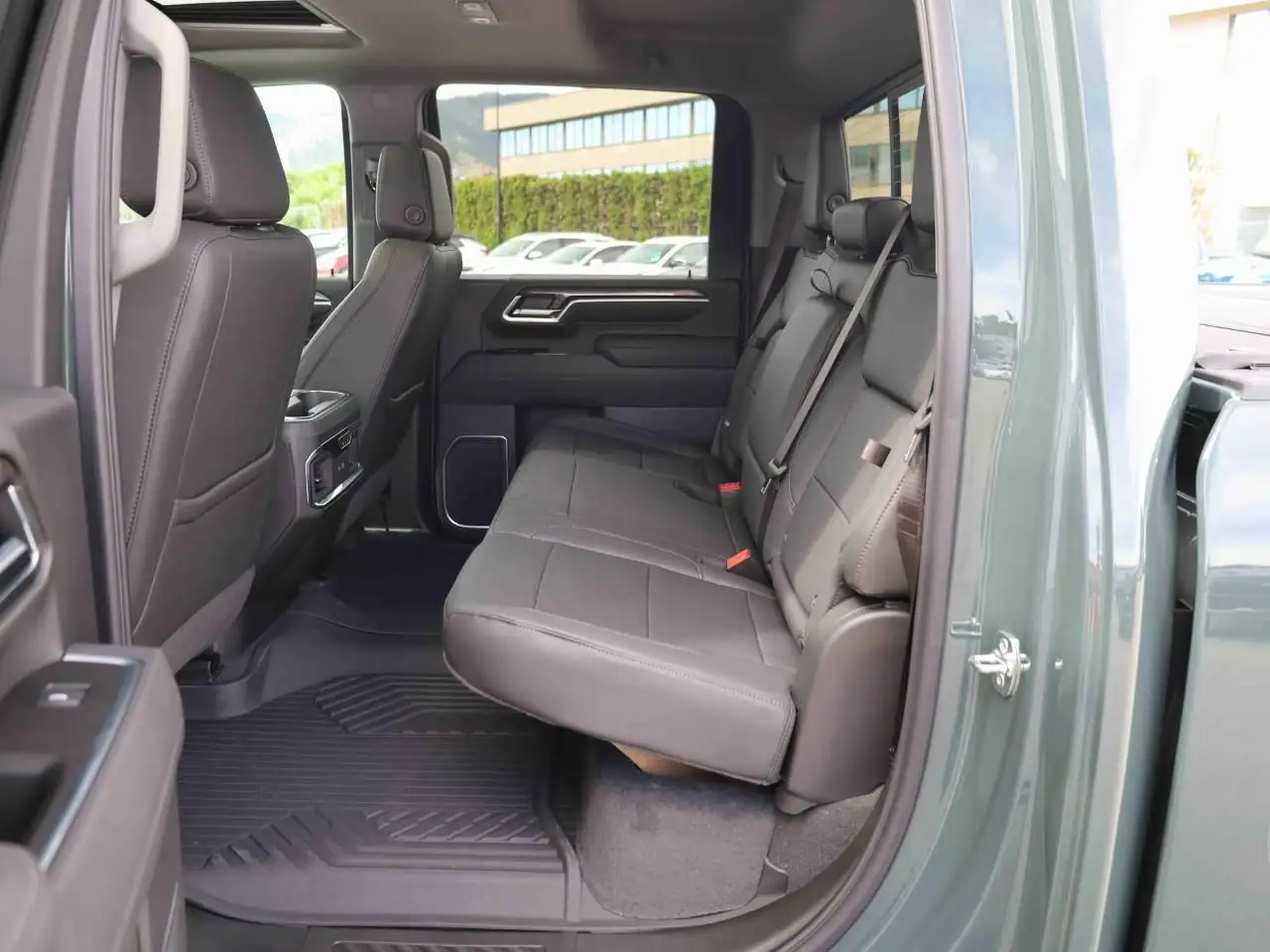 Chevrolet Silverado 3500 photo Chevrolet Silverado 3500