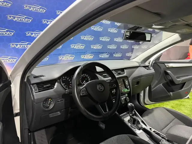 Skoda Octavia view 13