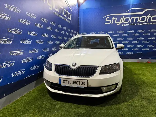 Skoda Octavia view 10