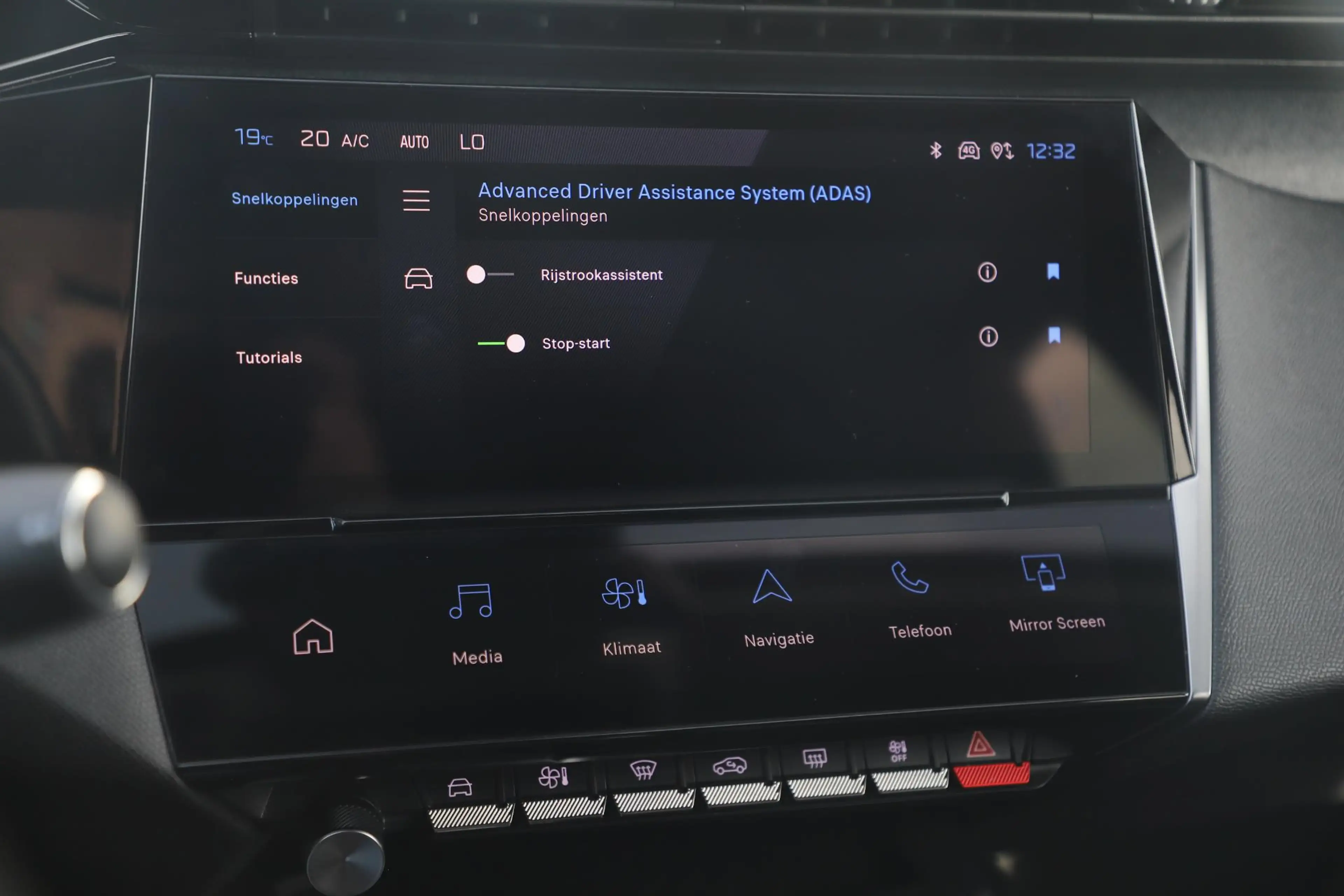 Peugeot 308 SW 1.2 PureTech Allure Pack Business Automaat 131P — photo 17