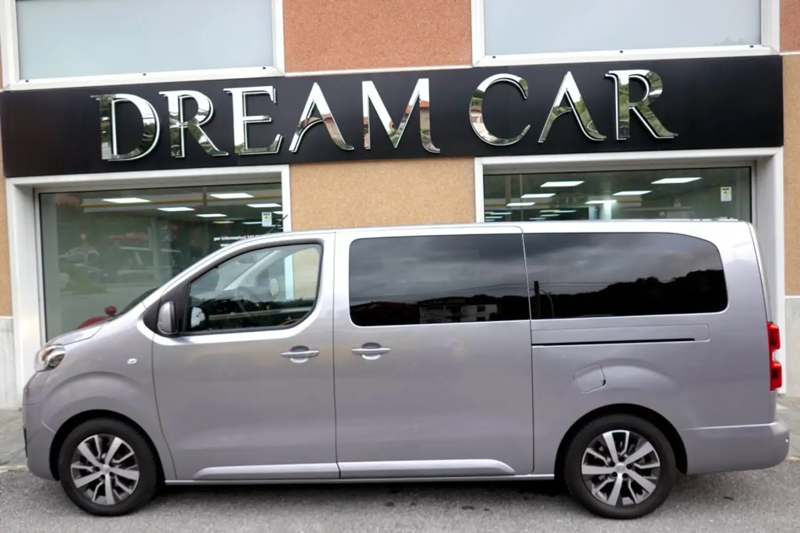 Toyota Proace Verso 2.0D 144 CV L2 Long 9 POSTI Grigio - 2
