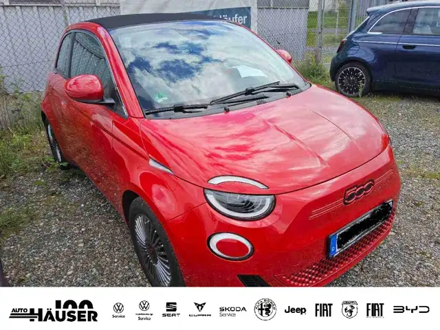 Fiat 500 Cabrio RED 23,8 kWh NAVI KAMERA LED TEMPOMAT APPLE