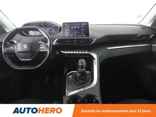 Peugeot 3008 view 12