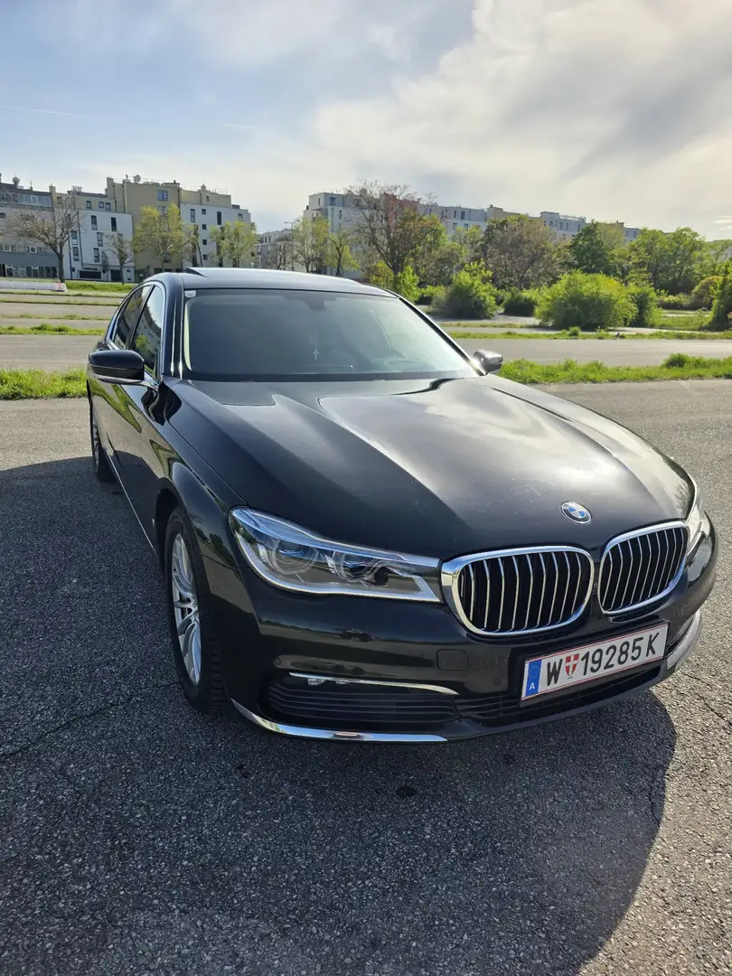 BMW 730 730d xDrive - 1