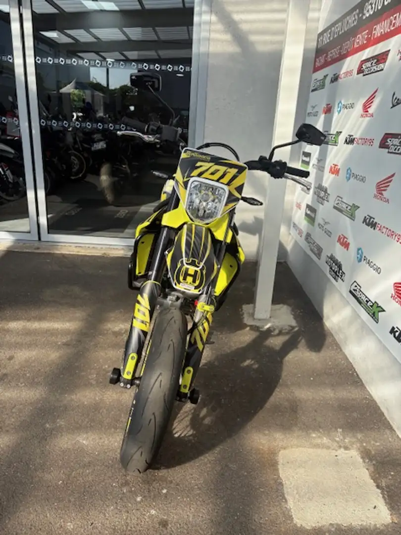 Husqvarna 701 Supermoto - 2