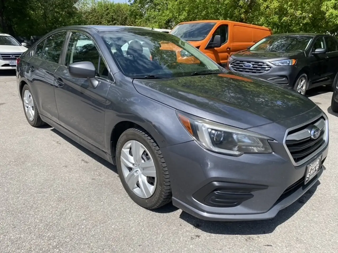 Subaru Legacy снимка Subaru Legacy