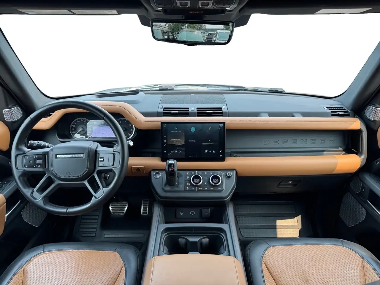 Land Rover Defender photo Land Rover Defender
