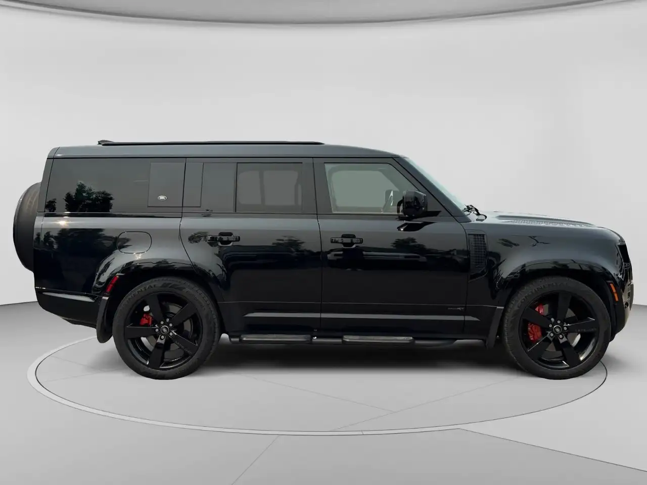 Land Rover Defender photo Land Rover Defender