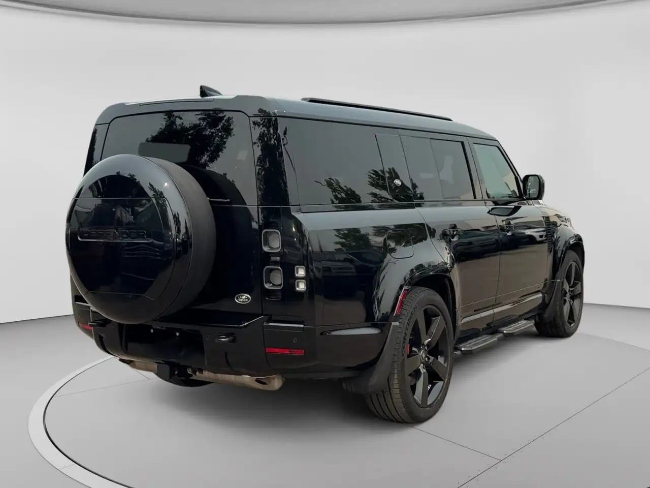 Land Rover Defender photo Land Rover Defender