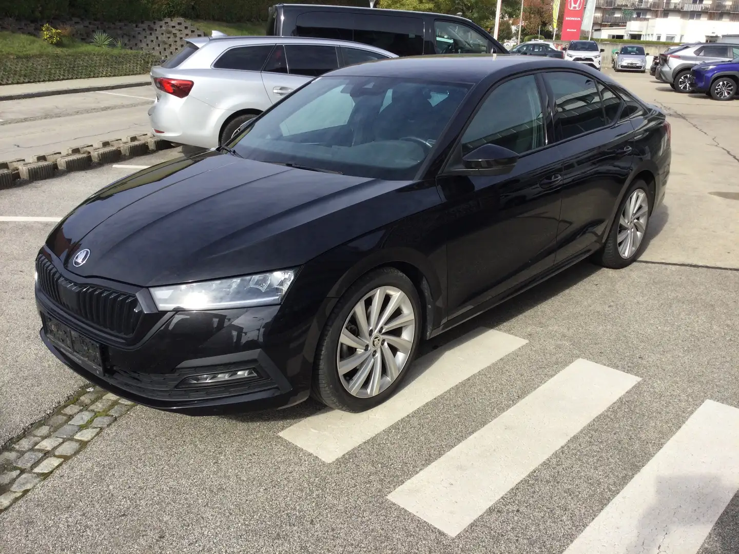Skoda Octavia 2,0 TDI Style Schwarz - 1