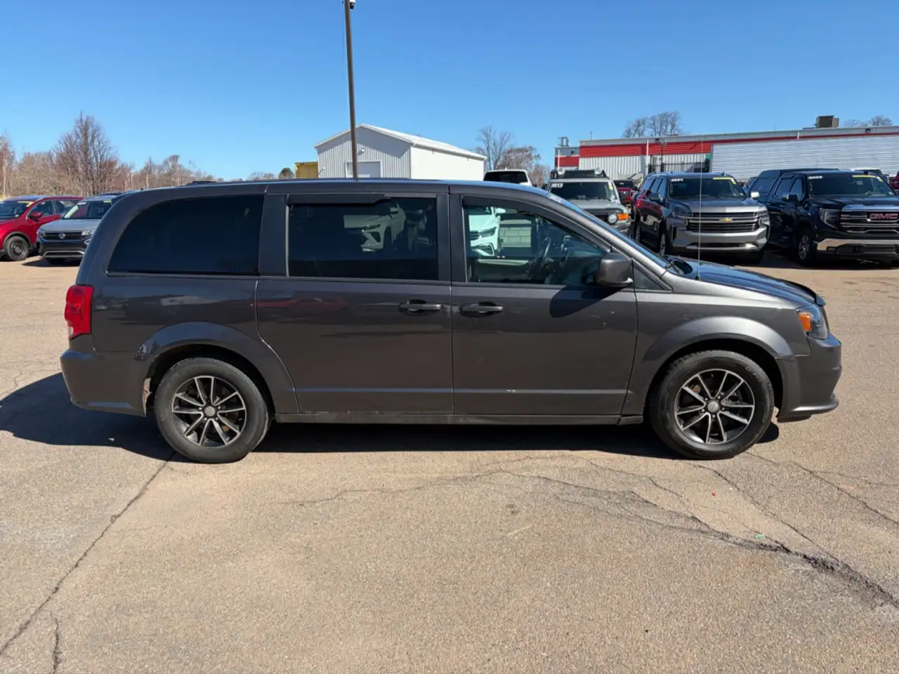 Dodge Grand Caravan снимка Dodge Grand Caravan