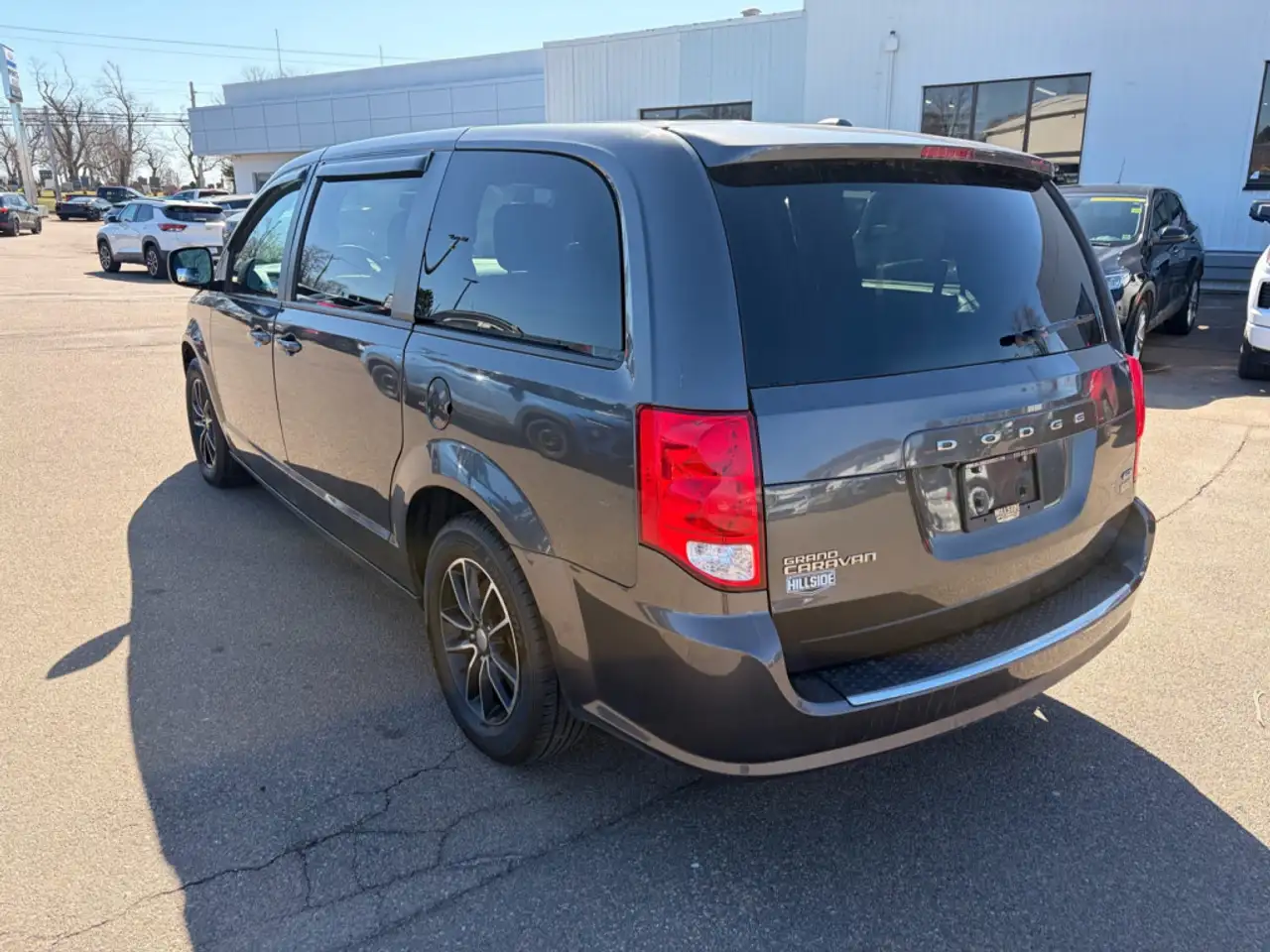 Dodge Grand Caravan снимка Dodge Grand Caravan