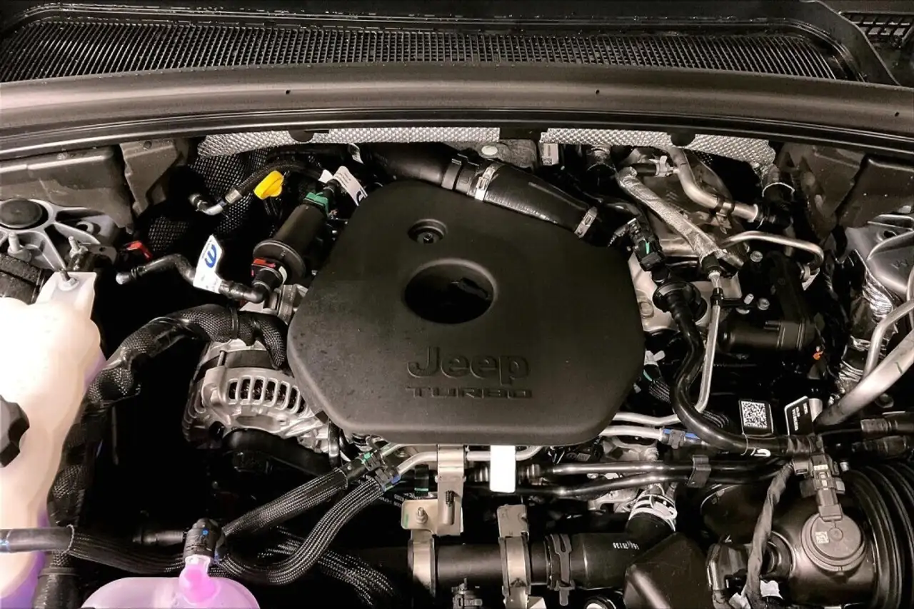 Jeep Grand Cherokee снимка Jeep Grand Cherokee
