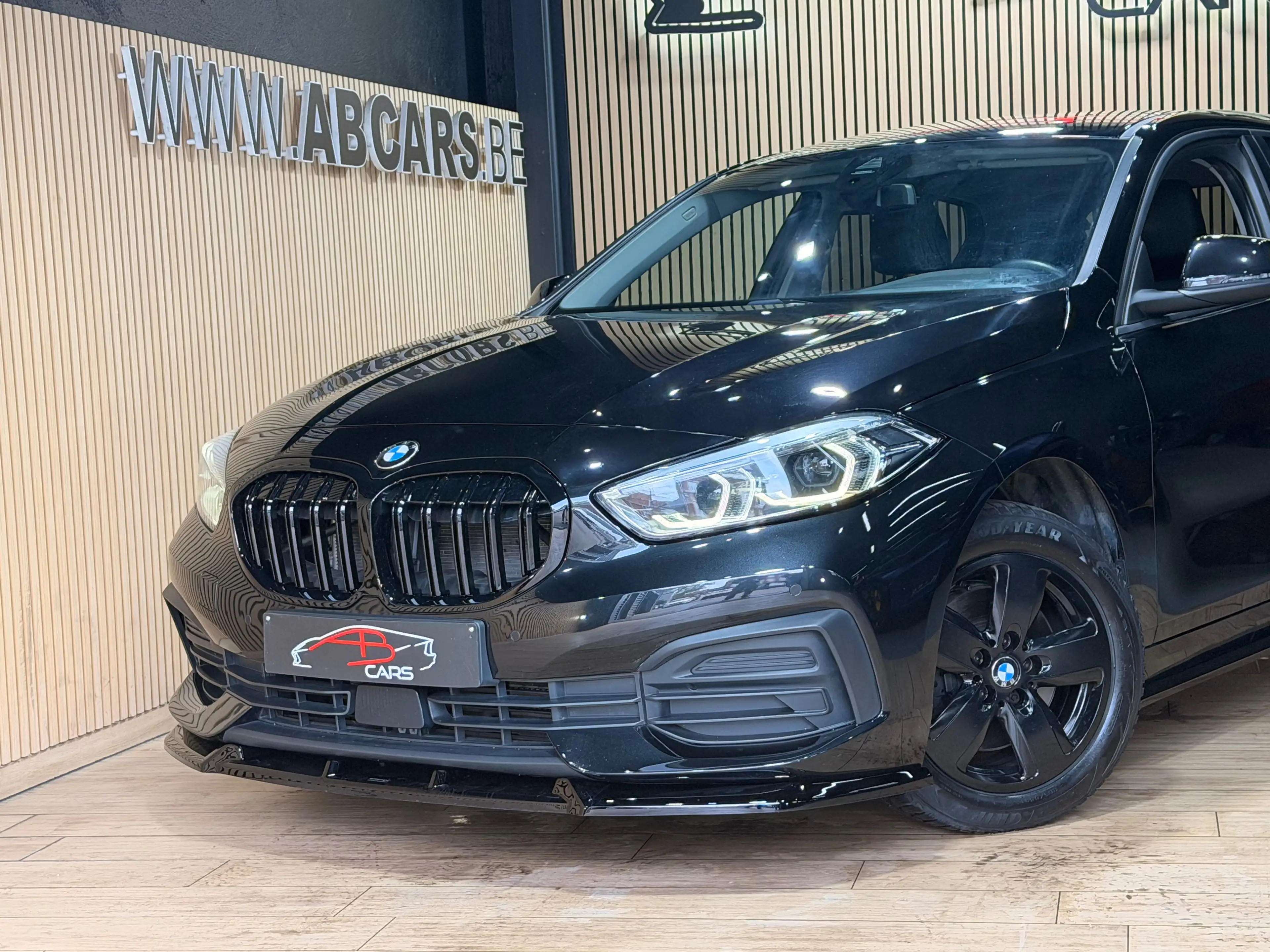 BMW 116 dA * GARANTIE 12 MOIS * 1ER PROP * LOOK PACK M SPORT * — photo 3
