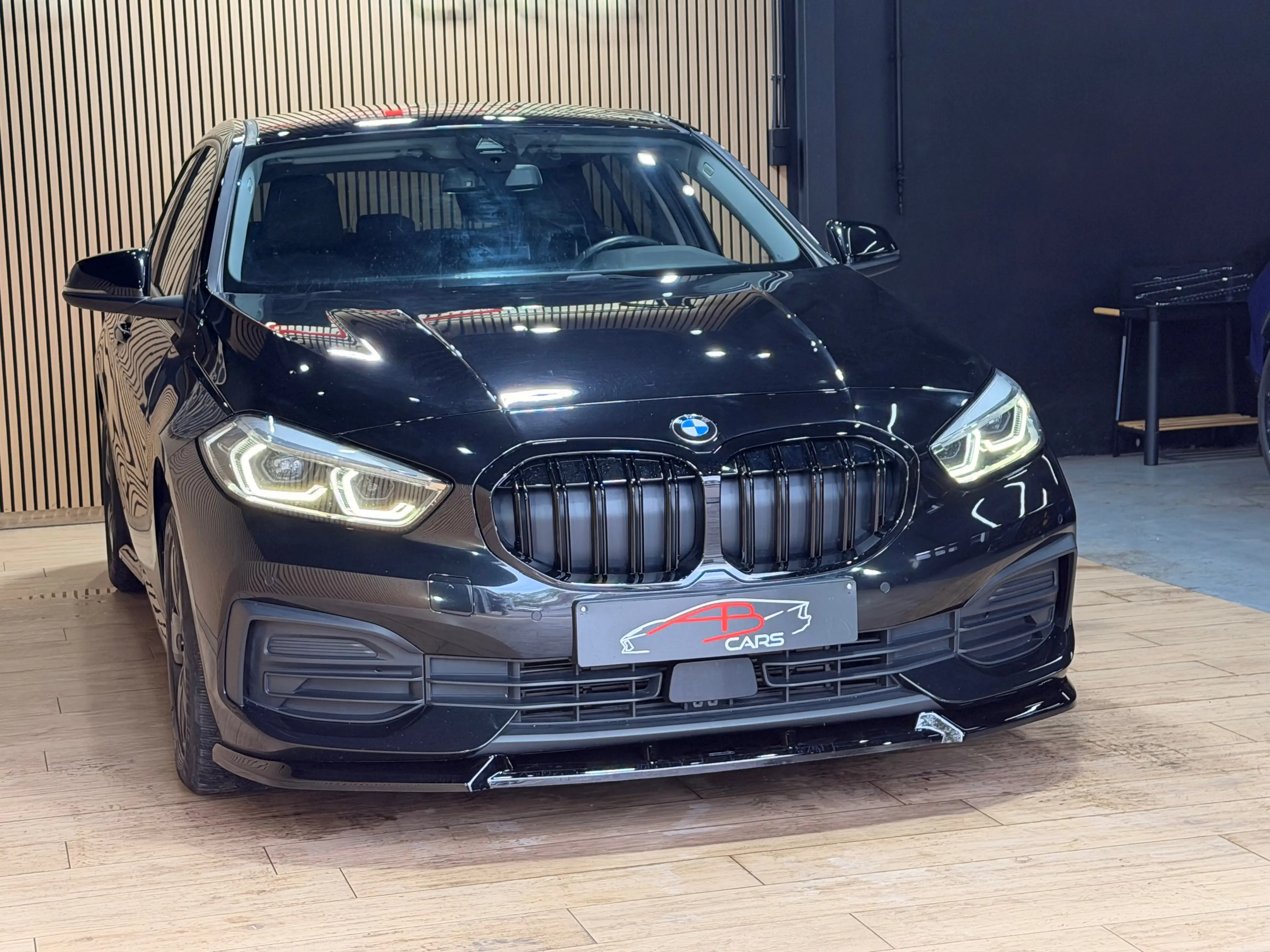 BMW 116 dA * GARANTIE 12 MOIS * 1ER PROP * LOOK PACK M SPORT * — photo 5