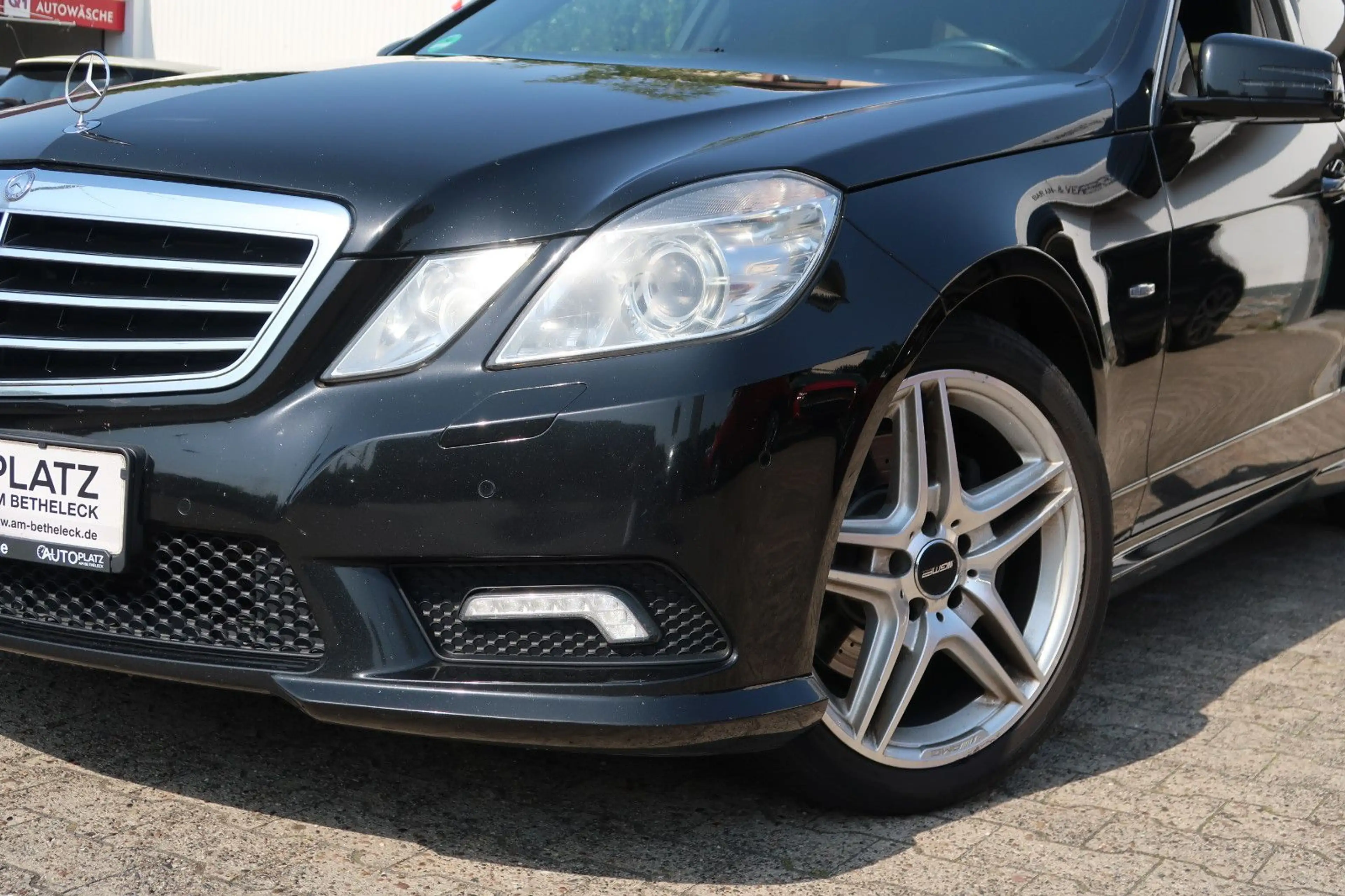Mercedes-Benz E 250 T CDI 4Matic *AMG-LINE *1.HAND *PANORAMA — photo 6