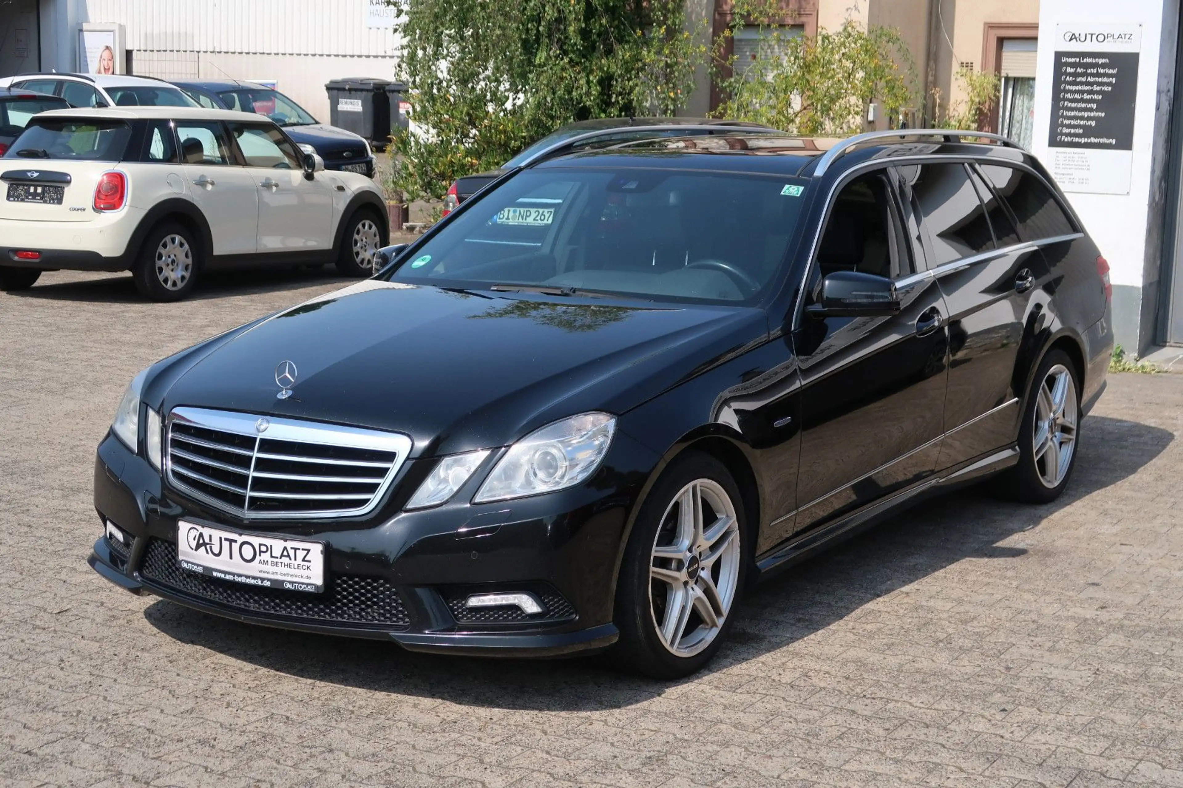 Mercedes-Benz E 250 T CDI 4Matic *AMG-LINE *1.HAND *PANORAMA — photo 2