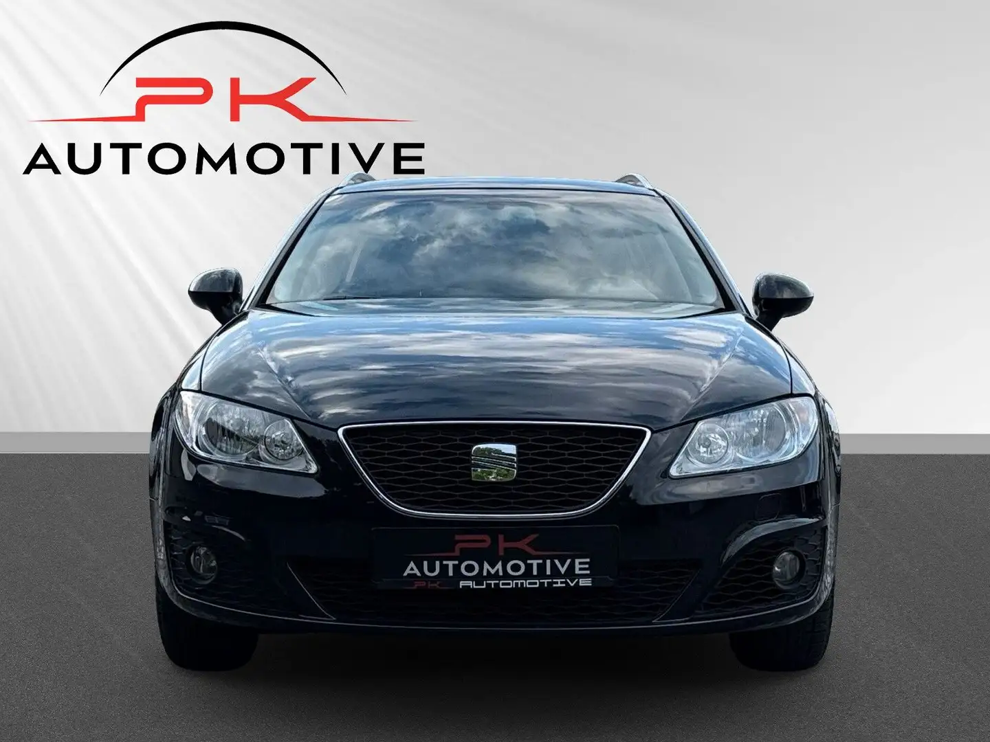 SEAT Exeo ST 2.0 TDI TÜV*PDC*SHZ*ZAHNRIEMEN*NEU Чорний - 2