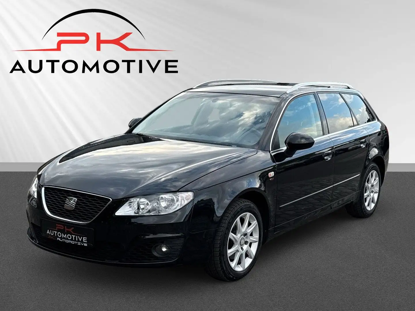 SEAT Exeo ST 2.0 TDI TÜV*PDC*SHZ*ZAHNRIEMEN*NEU Чорний - 1