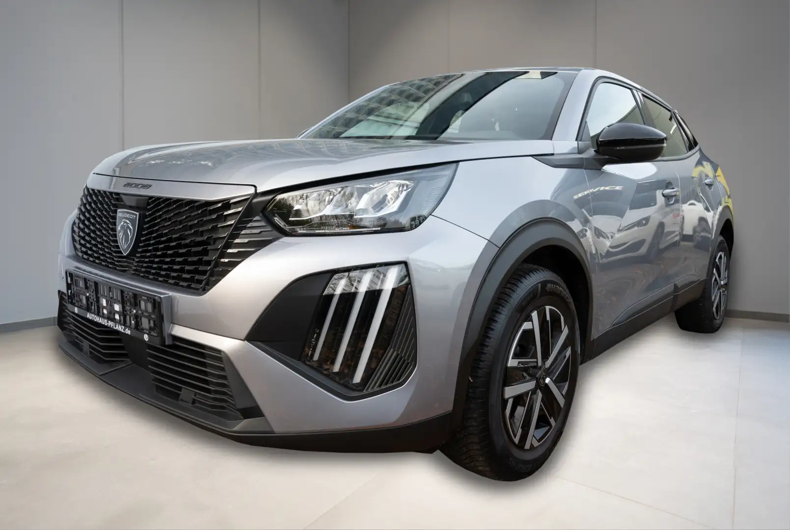 Peugeot 2008 Active 1.2 PureTech 100 Zilver - 1