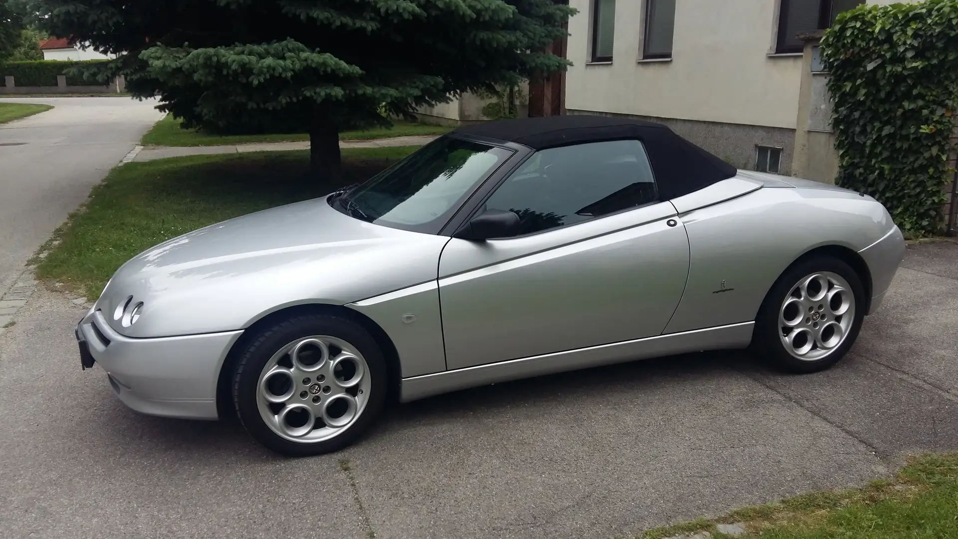 Alfa Romeo Spider Spider 2,0 Twin Spark 16V Silber - 1