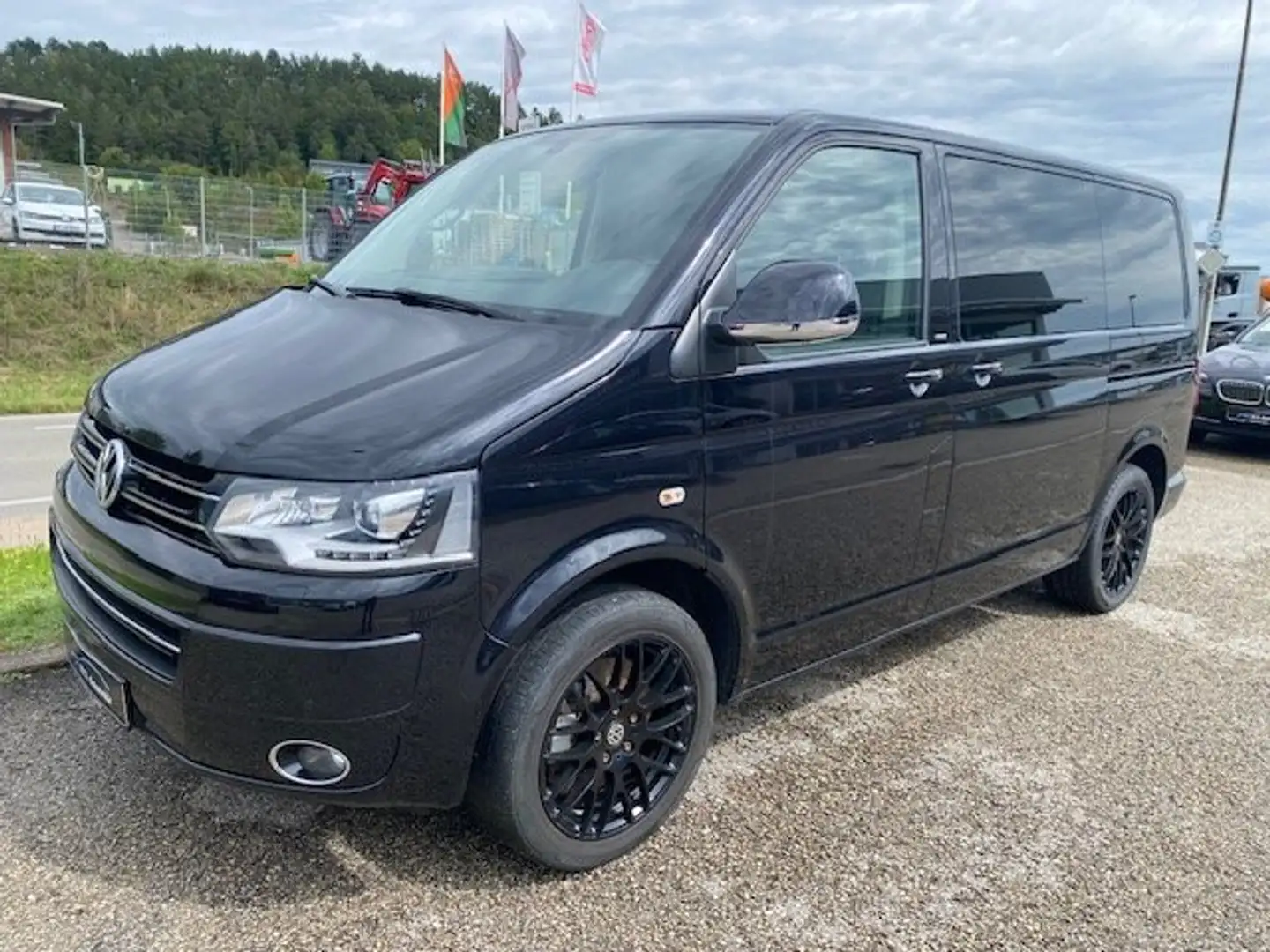 Volkswagen T5 Multivan 2.0 TDIMultivan Cup 4Motion-Standheizung-AHK-Xenon Schwarz - 1