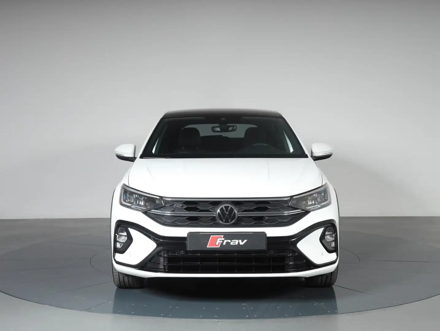 Volkswagen Taigo 1.0 tsi R-Line 115cv dsg Bianco - 2