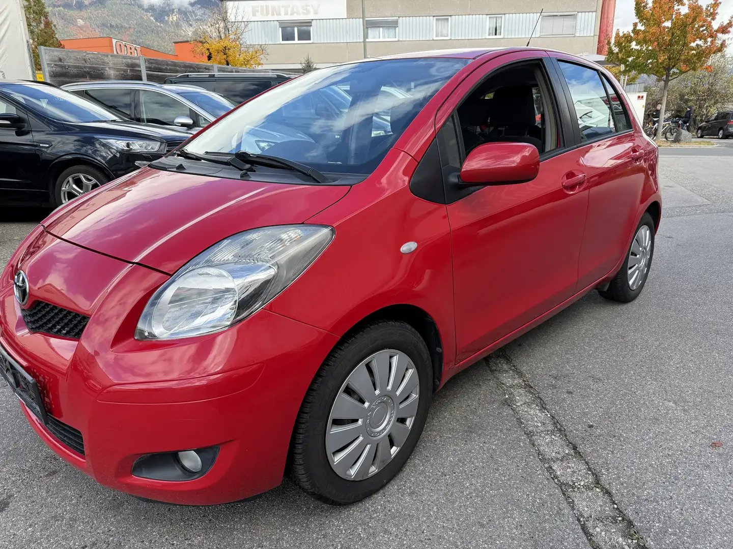 Toyota Yaris 1,33 Dual-VVT-i Luna - 1