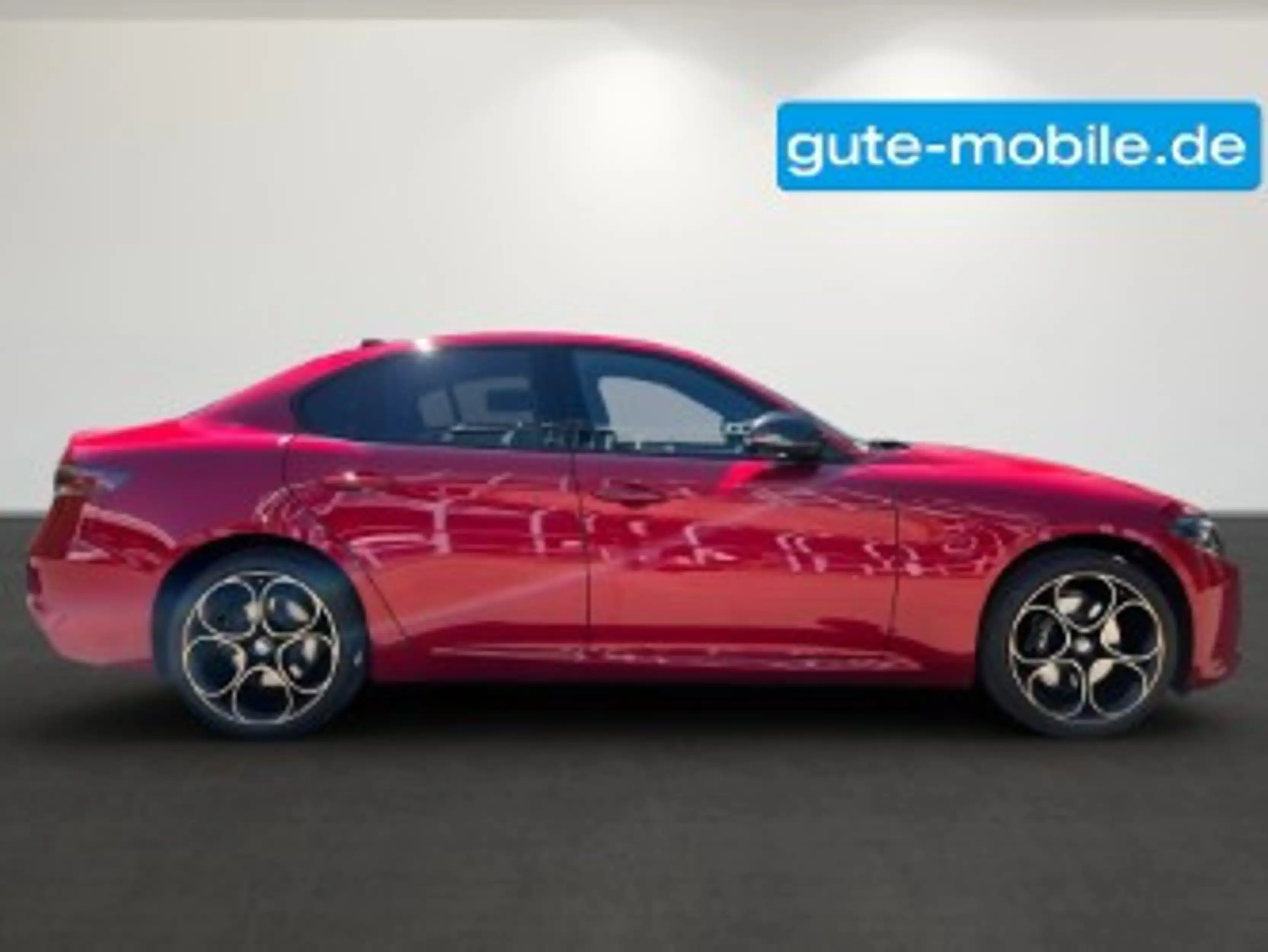 Alfa Romeo Giulia Intensa Q4 | Technologie-Paket | CarPlay — photo 5