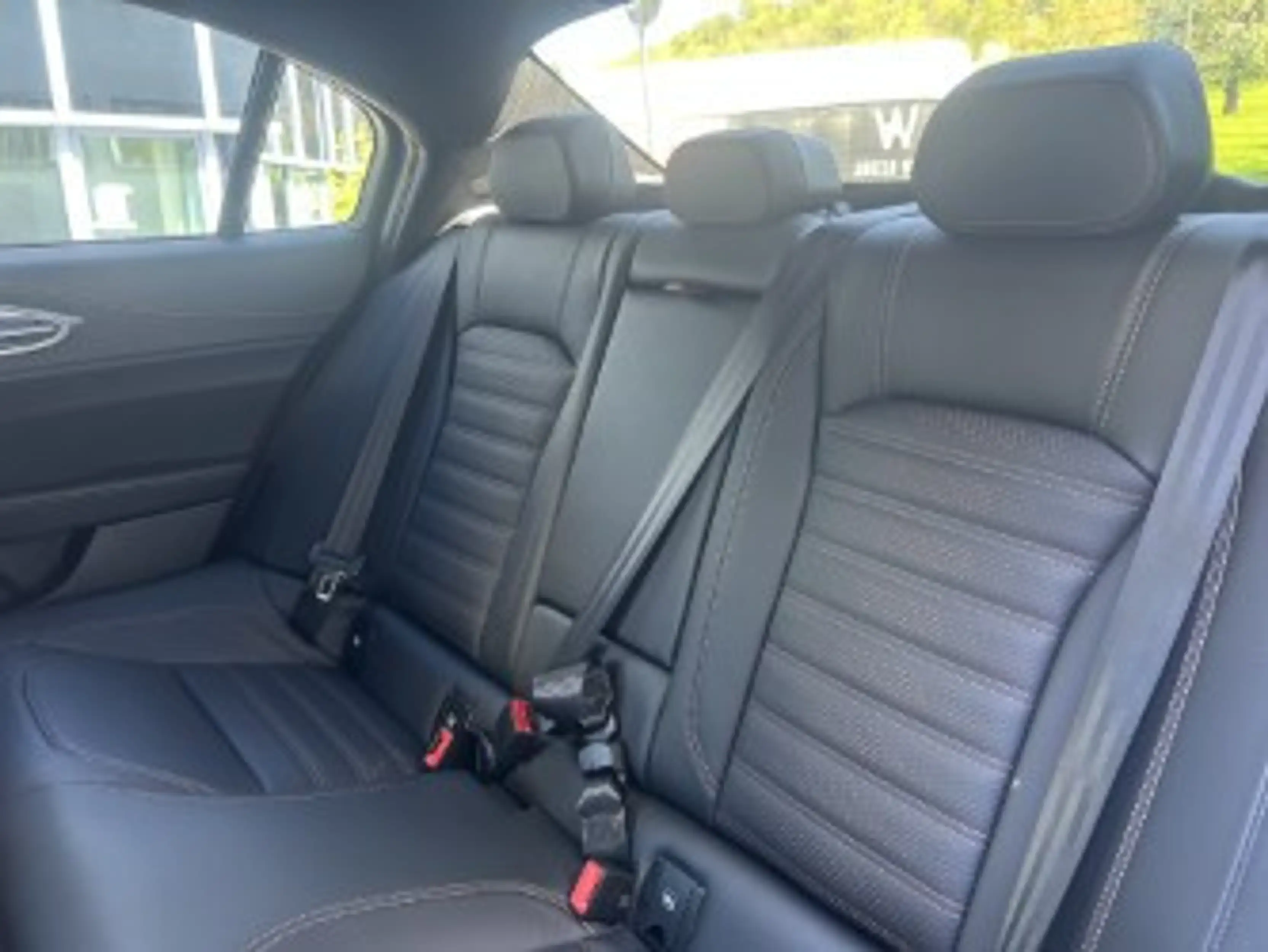 Alfa Romeo Giulia Intensa Q4 | Technologie-Paket | CarPlay — photo 15