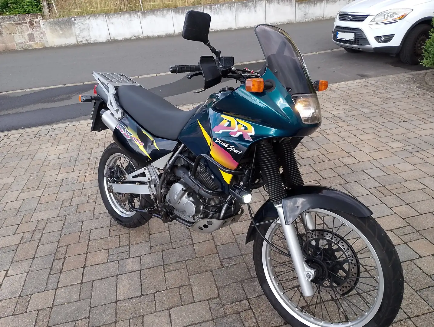Suzuki DR 650 RSE - 1