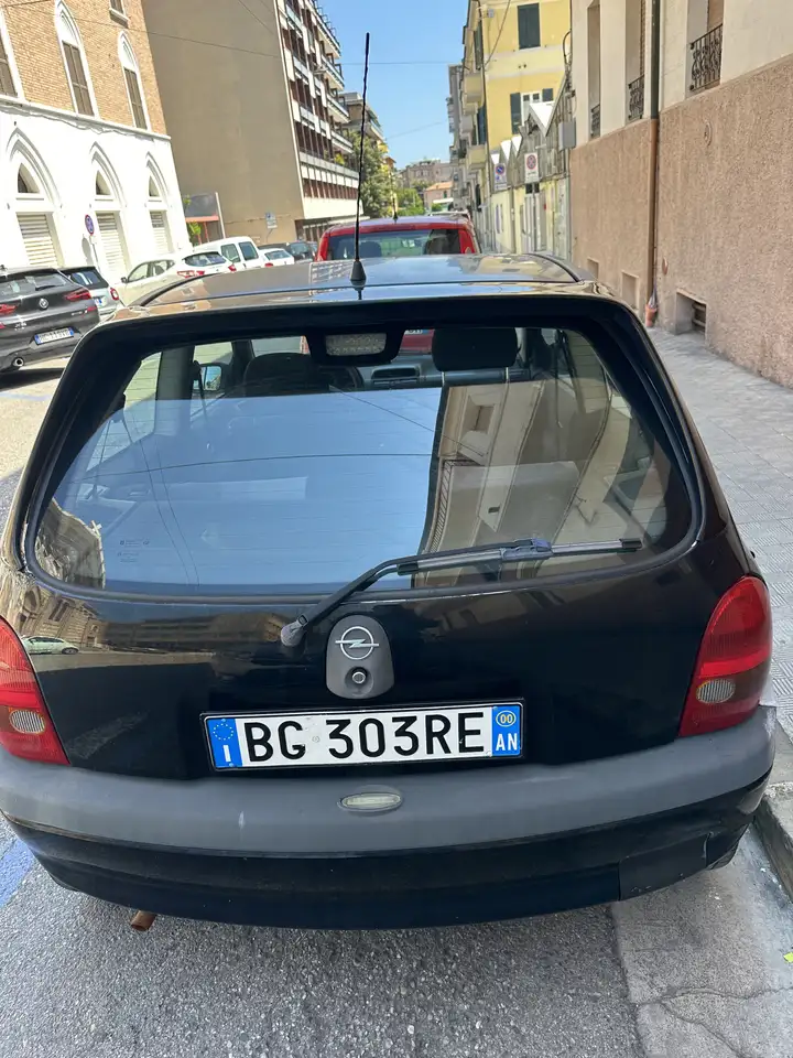 Opel Corsa 3p 1.0 12v Viva c/airbag 55cv, foto 5