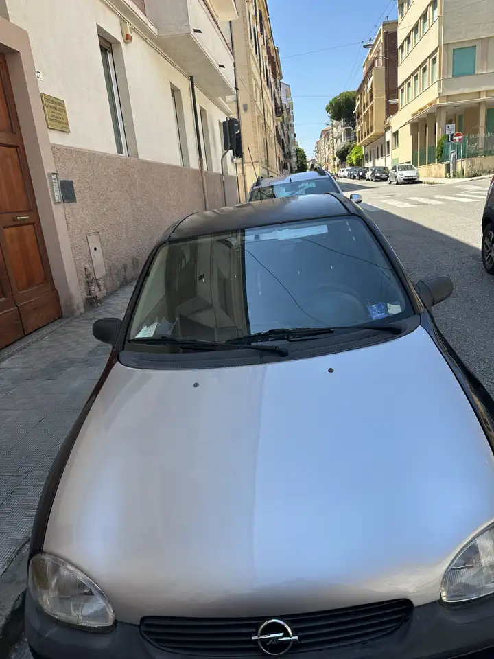 Opel Corsa 3p 1.0 12v Viva c/airbag 55cv, foto 4