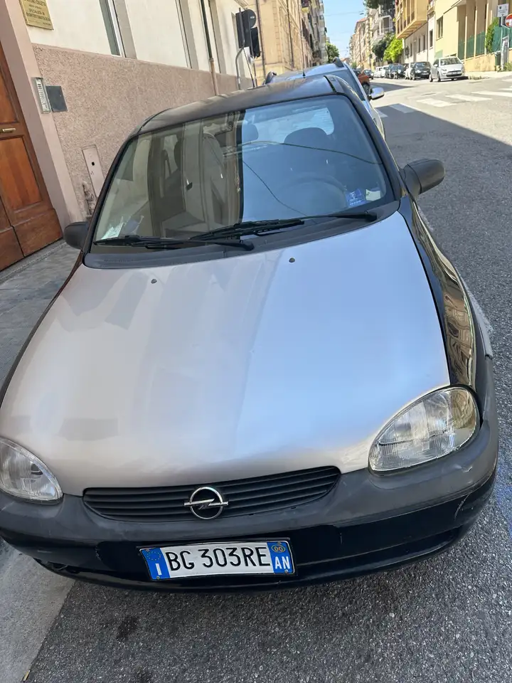 Opel Corsa 3p 1.0 12v Viva c/airbag 55cv, foto 8