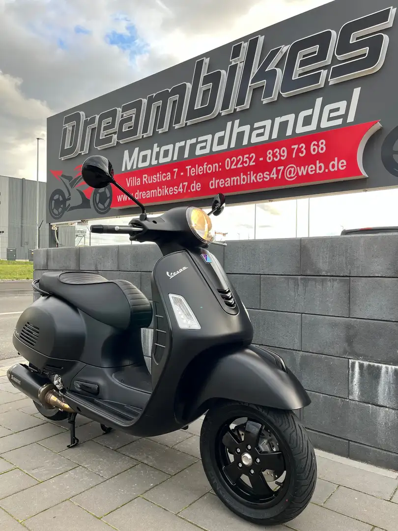 Vespa GTS Super 300 NOTTE**AKRAPOVIC**1.HAND**BLACK EDITION** Schwarz - 2