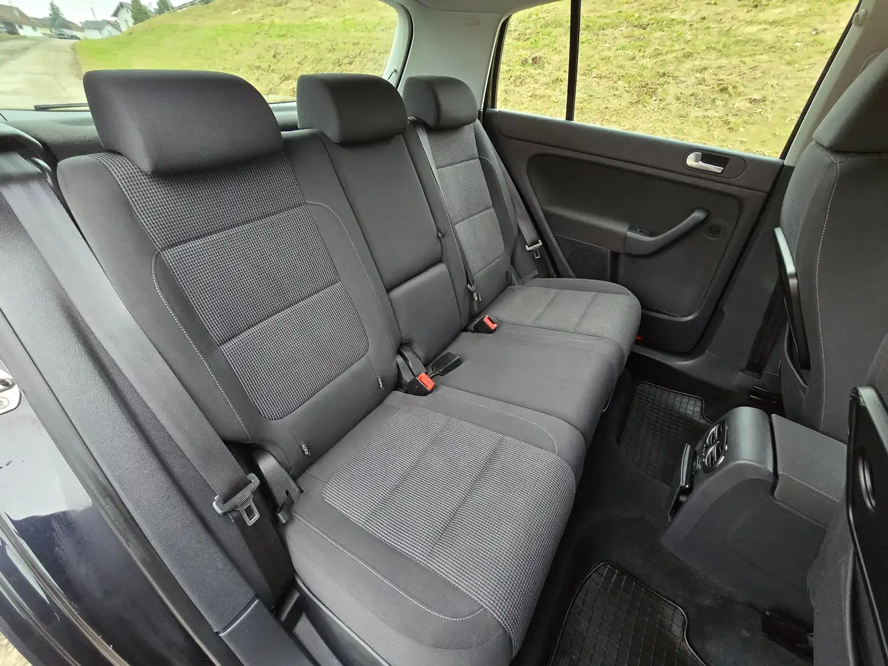 Volkswagen Golf Plus 1,6 TDI Kredit – Bild 16